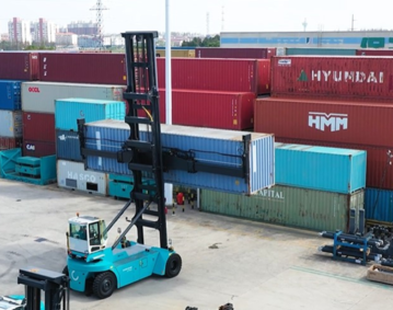 NEW FROM KONECRANES: THE E-ACE ELECTRIC EMPTY CONTAINER HANDLER – COMBINING POWER, RELIABILITY, AND ZERO EMISSIONS FOR MODERN TERMINALS!